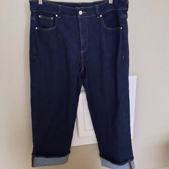 Universal Standard Stevie high-rise cuffed leg jeans - Picture 1 of 6